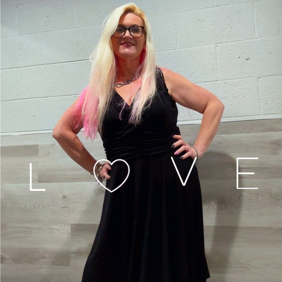 Meet your Posher, Amie - Picture 15 of 15